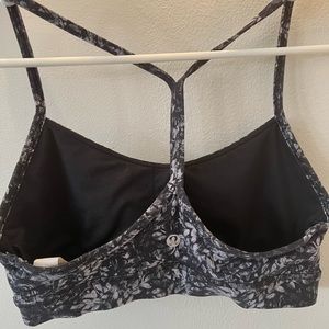 Lululemon Flow Y Bra Align Size 6 Black